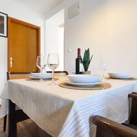 Kingdom Bravos Apartment Kastel Gomilica